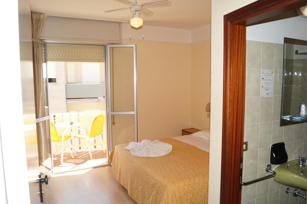 Hotel Dom Milano Marittima Eksteriør bilde